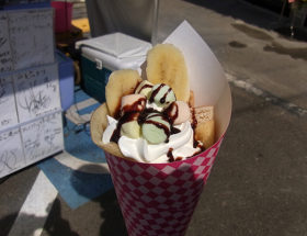 来店者特典として3日間のイベント中にプレゼントしたクレープ