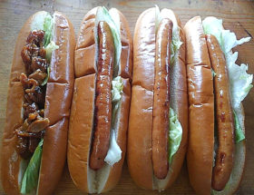 来場されたお客様にプレゼントしたホットドック