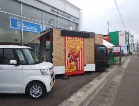 クレープの移動販売車